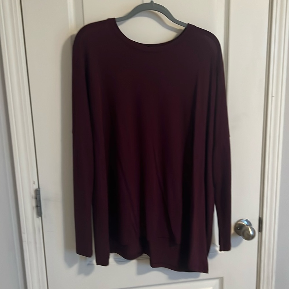 Athleta shirt